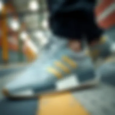 Craftsmanship of adidas Tensaur Beyaz Detailed look at the materials and craftsmanship of the adidas Tensaur Beyaz.